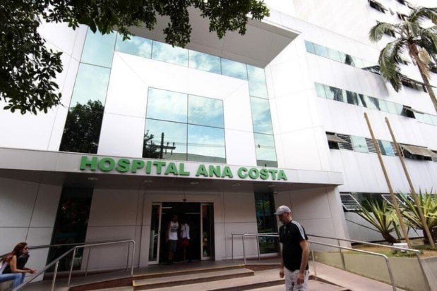 Fachada do Hospital Ana Costa na cidade de Santos